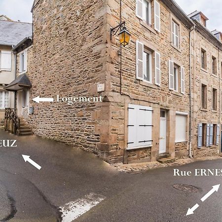Logement Duplex Au Coeur De Treguier Apartment Luaran gambar