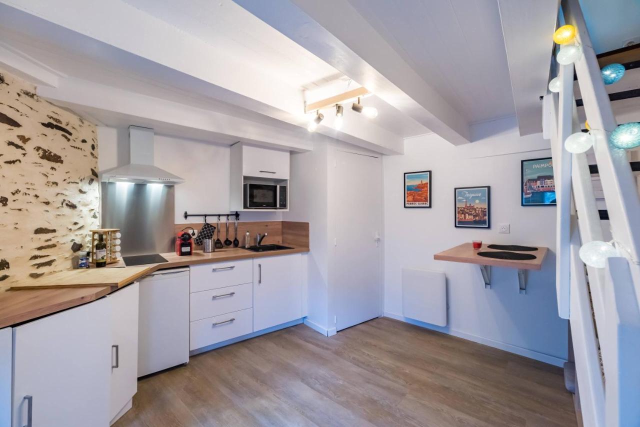Logement Duplex Au Coeur De Treguier Apartment Luaran gambar